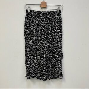 Uniqlo Floral Bloomer Short Pants
